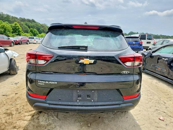 2022 CHEVROLET TRAILBLAZER LS