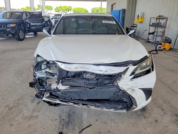 2019 LEXUS ES 350
