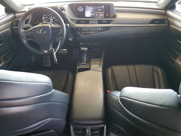2019 LEXUS ES 350