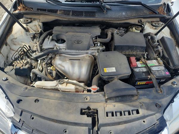 2016 TOYOTA CAMRY
