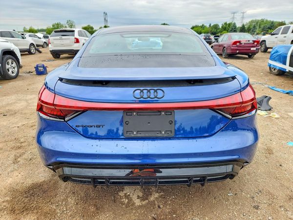 2024 AUDI E-TRON GT
