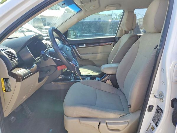 2015 KIA SORENTO GL