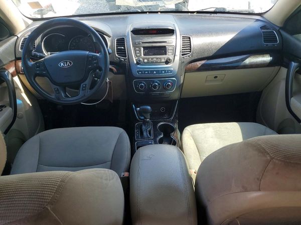 2015 KIA SORENTO GL