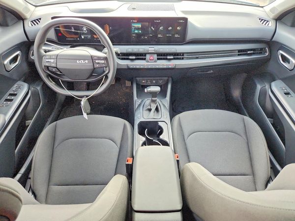 2026 KIA K4 LX, LXS