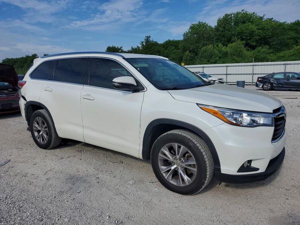 2015 TOYOTA HIGHLANDER