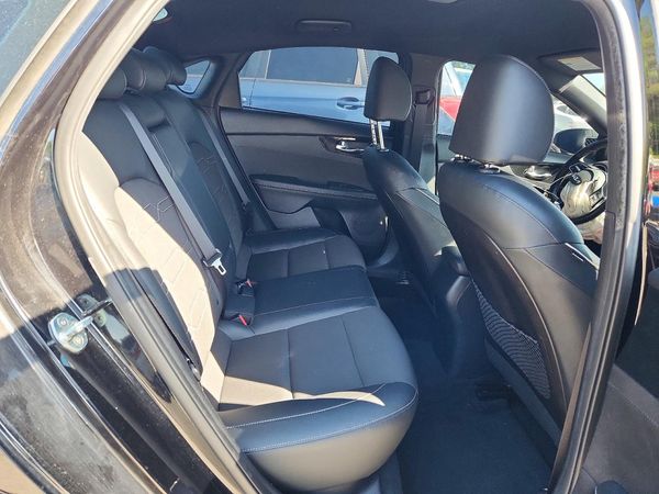 2022 KIA FORTE GT Line