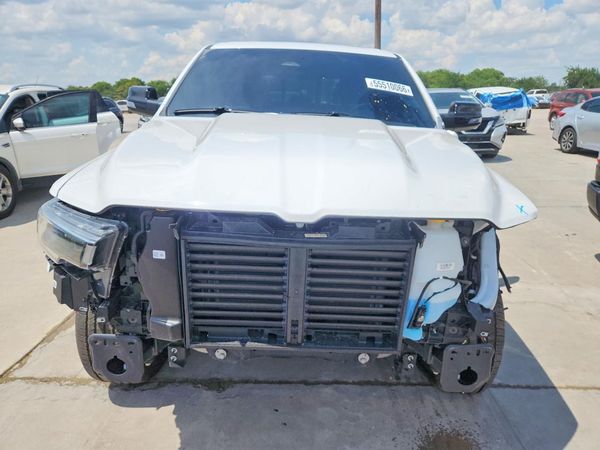 2026 RAM 1500 LARAMIE CREW CAB 4X4
