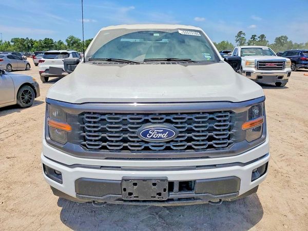 2024 FORD F150