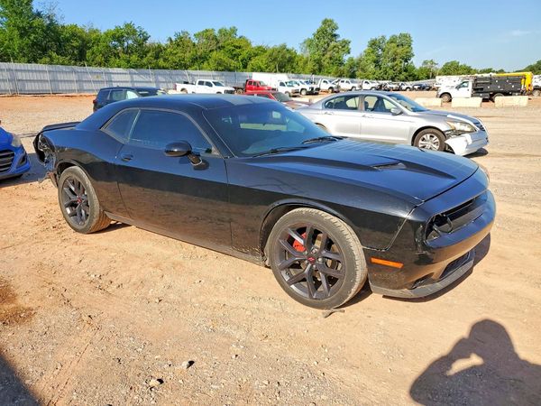 2020 DODGE CHALLENGER SXT