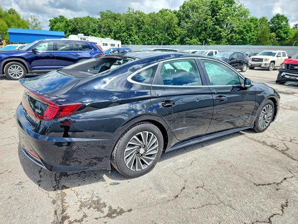2022 HYUNDAI SONATA HYBRID SEL