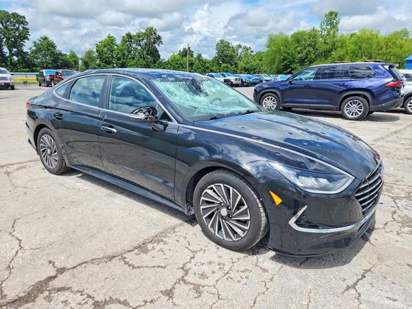 2022 HYUNDAI SONATA HYBRID SEL