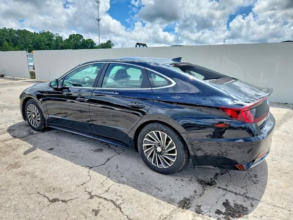 2022 HYUNDAI SONATA HYBRID SEL