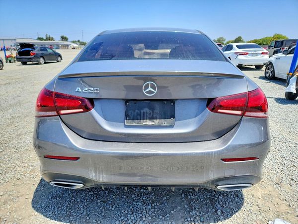 2019 MERCEDES-BENZ A A220