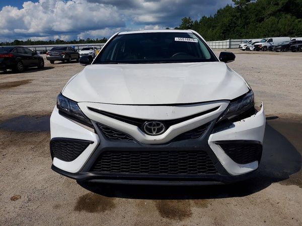 2021 TOYOTA CAMRY