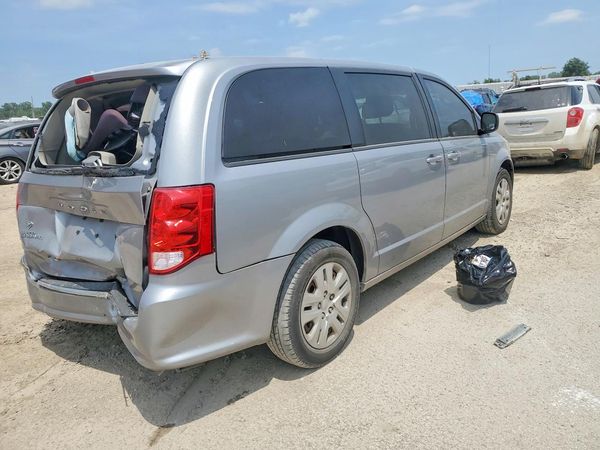 2018 DODGE GRAND CARAVAN SE