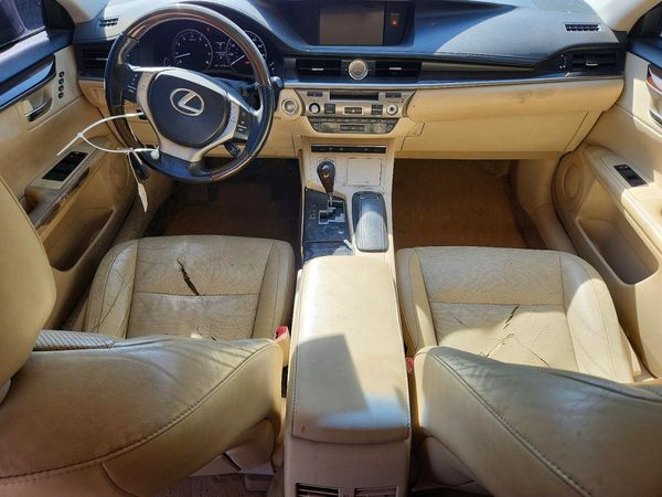 2013 LEXUS ES