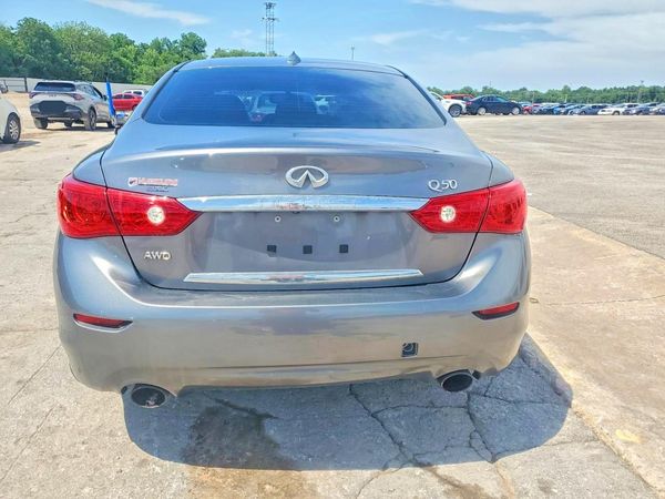 2015 INFINITI Q50