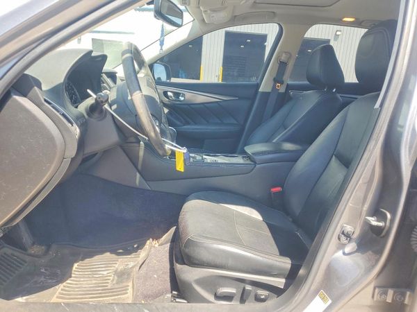 2015 INFINITI Q50