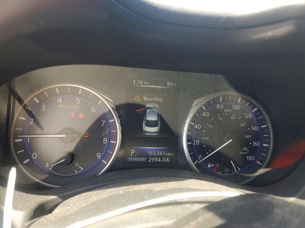 2015 INFINITI Q50