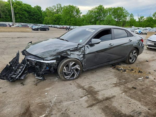 2025 HYUNDAI ELANTRA