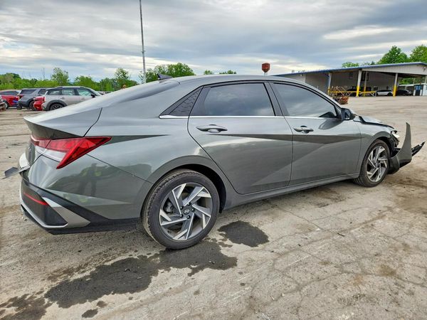 2025 HYUNDAI ELANTRA