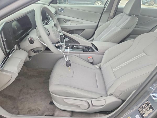 2026 HYUNDAI ELANTRA