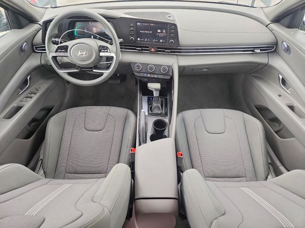 2026 HYUNDAI ELANTRA