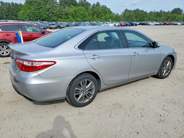 2015 TOYOTA CAMRY