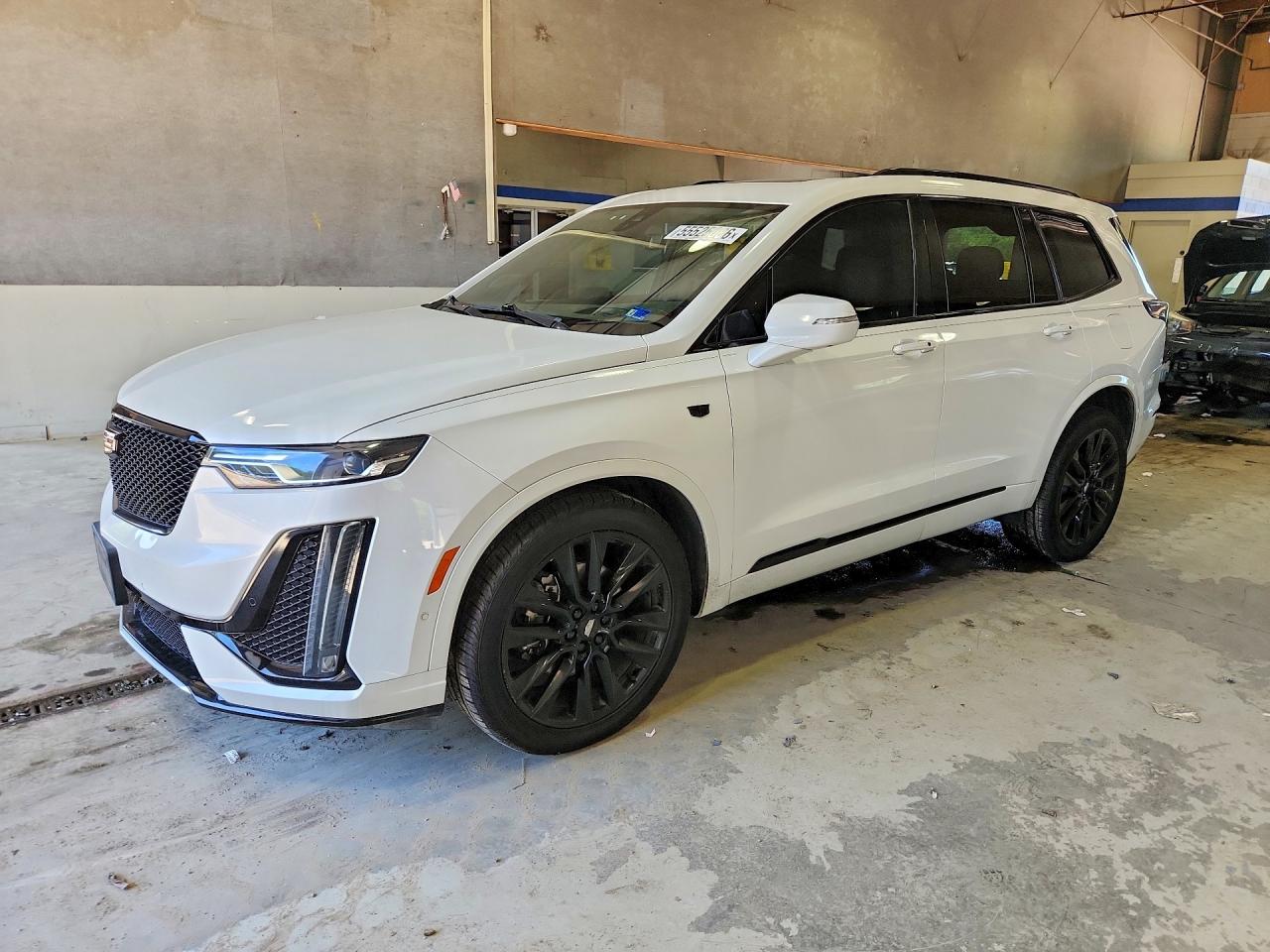 2021 CADILLAC XT6 Sport