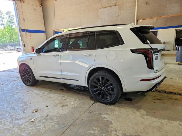 2021 CADILLAC XT6 Sport
