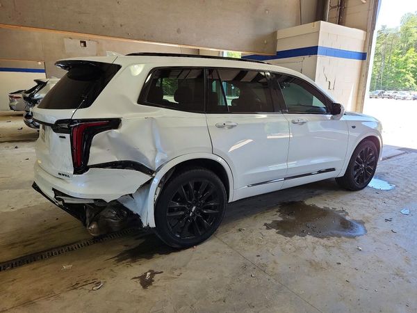 2021 CADILLAC XT6 Sport