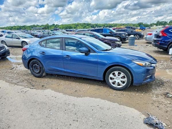 2018 MAZDA 3 Sport