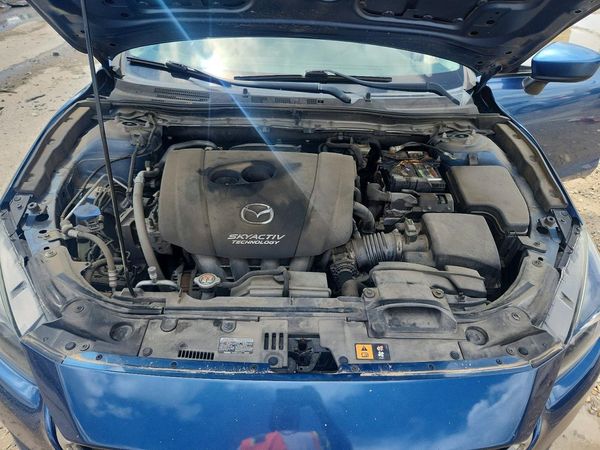 2018 MAZDA 3 Sport