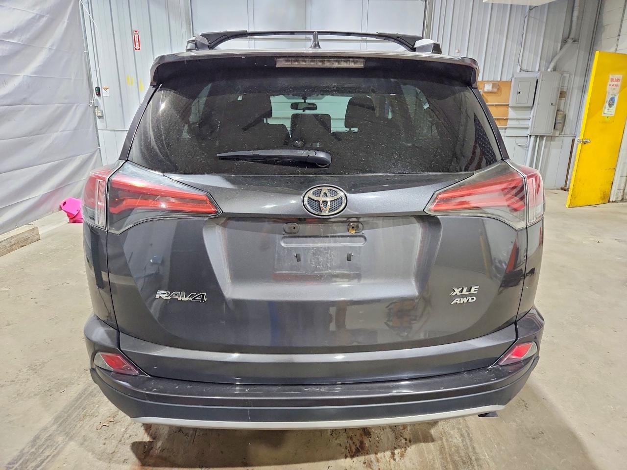 2016 TOYOTA RAV4 XLE (M Grade)