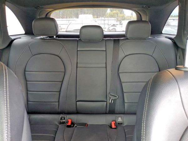 2020 MERCEDES-BENZ GLC GLC300