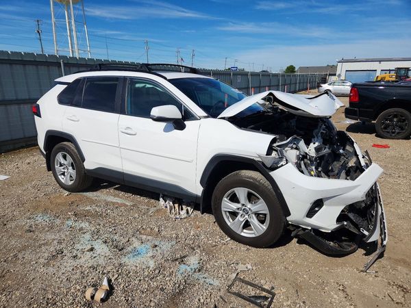 2019 TOYOTA RAV4 XLE / XLE Premium 4WD