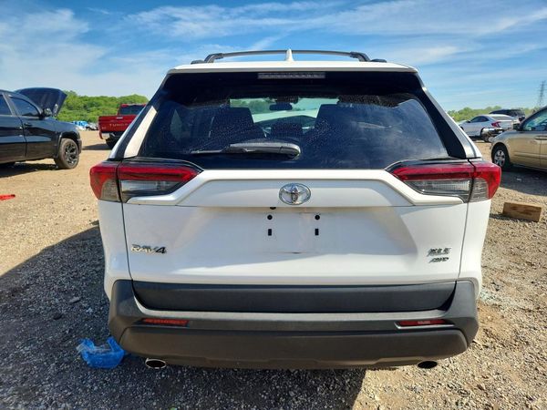 2019 TOYOTA RAV4 XLE / XLE Premium 4WD