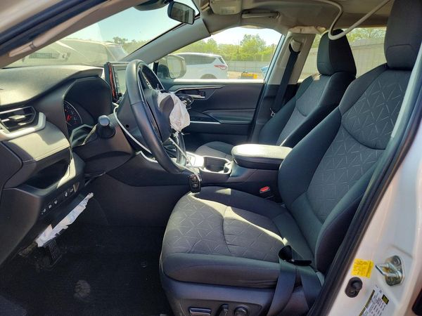 2019 TOYOTA RAV4 XLE / XLE Premium 4WD
