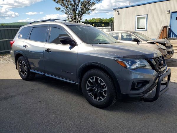 2020 NISSAN PATHFINDER SL