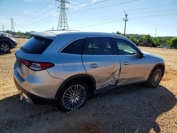 2023 MERCEDES-BENZ GLC GLC300