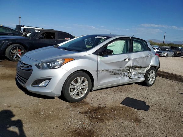 2014 HYUNDAI ELANTRA