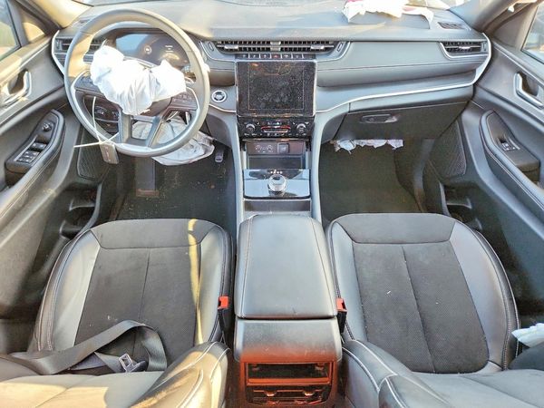 2024 JEEP GRAND CHEROKEE LAREDO 4X4