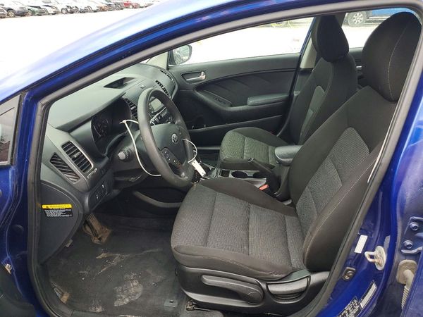 2017 KIA FORTE LX Base