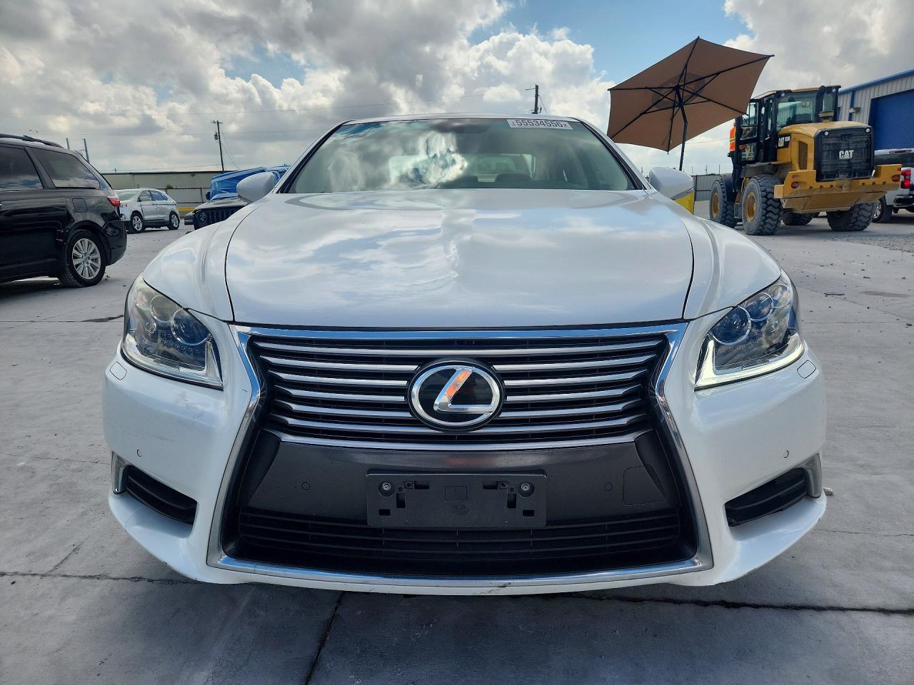 2015 LEXUS LS 460