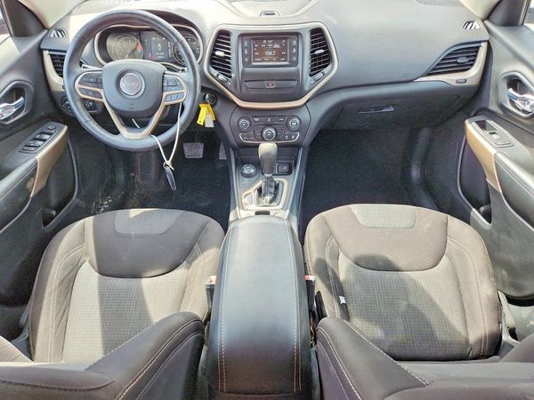 2017 JEEP CHEROKEE LATITUDE 4X4