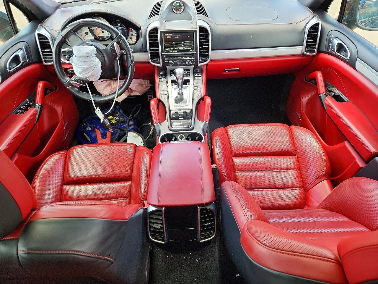 2014 PORSCHE CAYENNE GTS