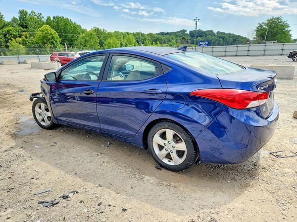 2013 HYUNDAI ELANTRA