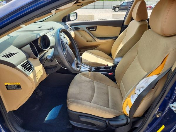 2013 HYUNDAI ELANTRA