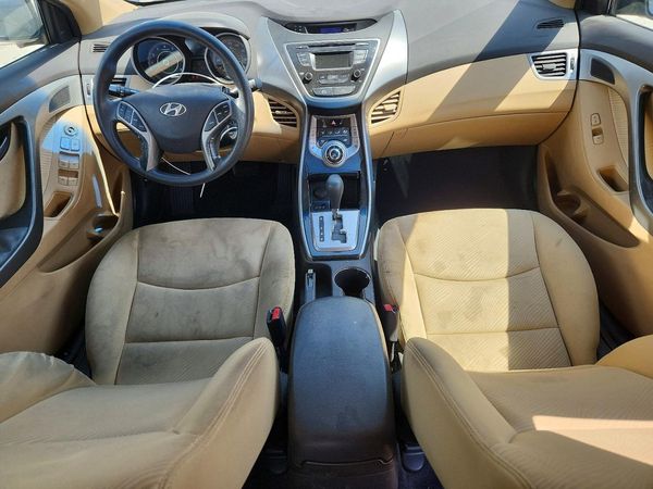 2013 HYUNDAI ELANTRA
