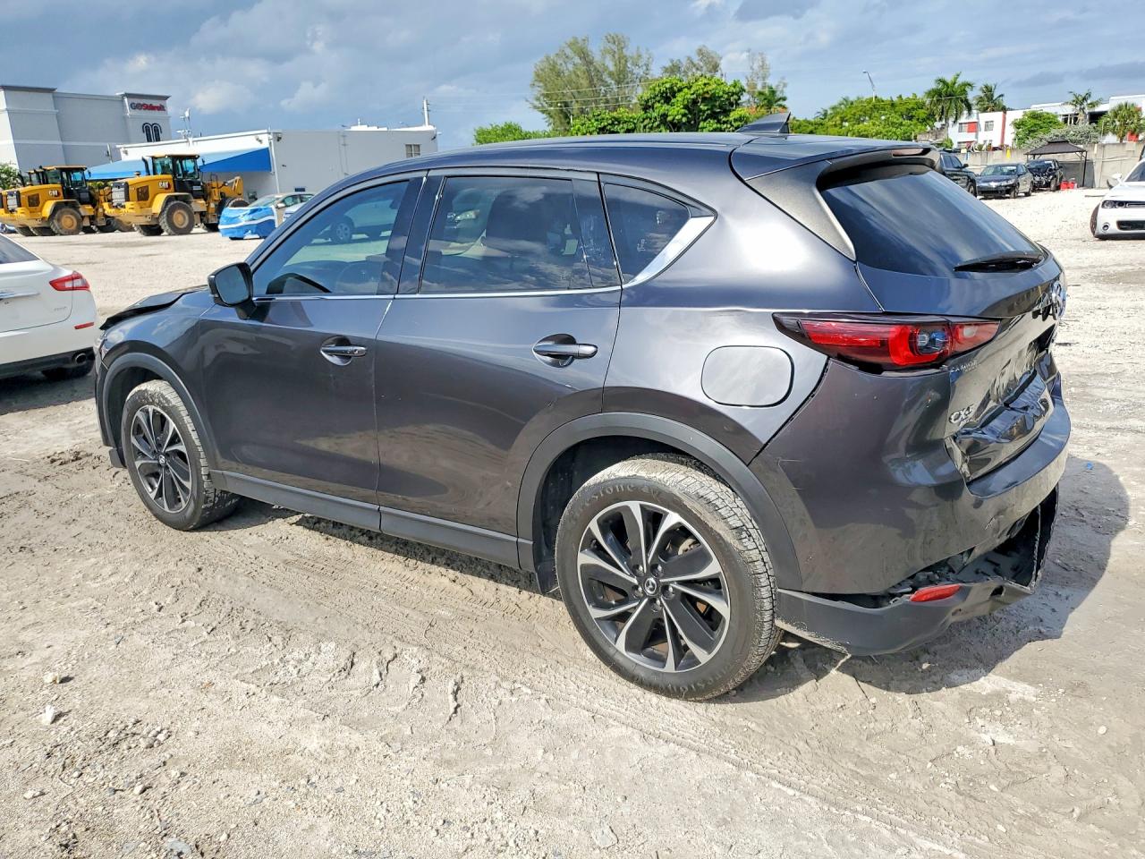 2022 MAZDA CX-5 Premium Package